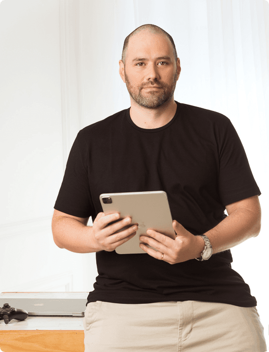 Nicolás Middi, Chief AI Officer at Greelow Portrait of Nicolás Middi, Chief AI Officer at Greelow